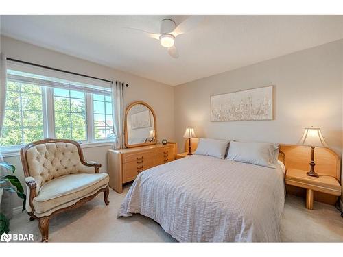 7-430 Mapleview Drive E, Barrie, ON - Indoor Photo Showing Bedroom