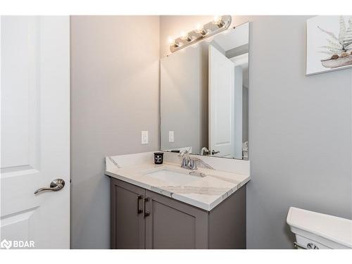 4428 North Valley Lane, Severn, ON - Indoor Photo Showing Bathroom