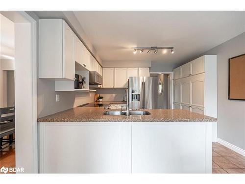 199 Hanmer Street W, Barrie, ON - Indoor Photo Showing Kitchen With Double Sink