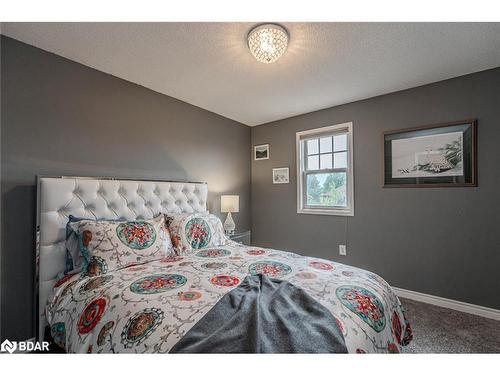 74 Golden Meadow Road, Barrie, ON - Indoor Photo Showing Bedroom