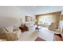 65 Trailview Drive, Kitchener, ON  - Indoor Photo Showing Living Room 