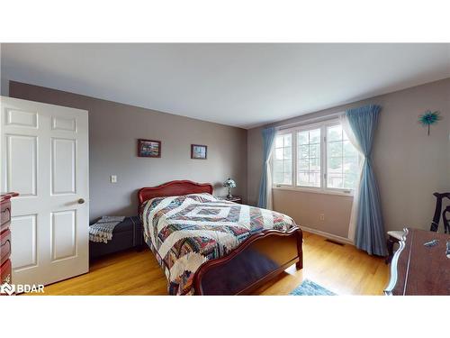 65 Trailview Drive, Kitchener, ON - Indoor Photo Showing Bedroom