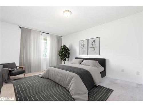 5 Valentini Avenue, Holland Landing, ON - Indoor Photo Showing Bedroom