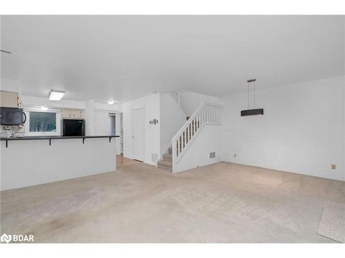 123 Escarpment Crescent, Collingwood, ON - Indoor Photo Showing Kitchen