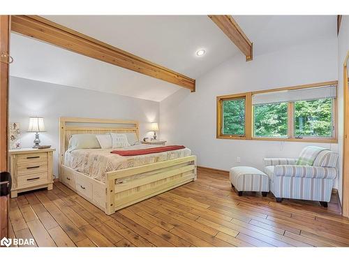 37 Pine Ridge Trail, Oro-Medonte, ON - Indoor Photo Showing Bedroom