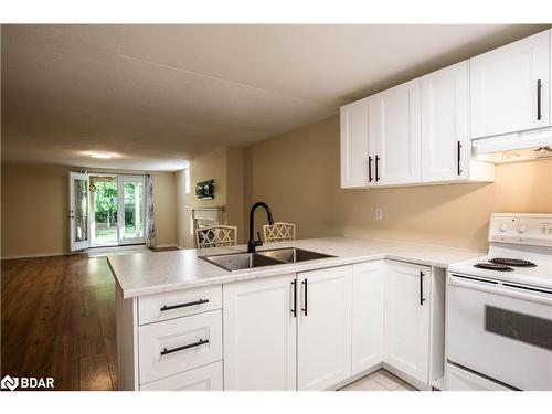 59 Livingstone Street E, Barrie, ON - Indoor Photo Showing Kitchen With Double Sink