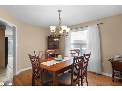 55 Stephanie Lane, Barrie, ON - Indoor Photo Showing Dining Room