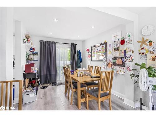 44 Alfred Street, Barrie, ON - Indoor Photo Showing Dining Room