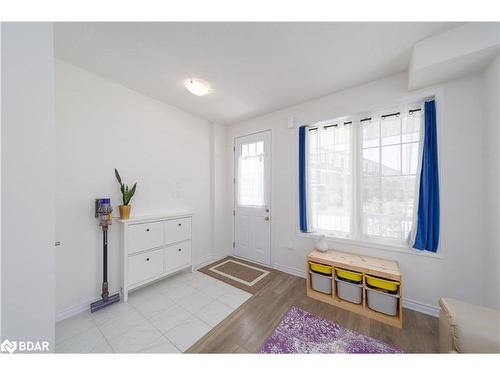 4 Courtland Way, Wasaga Beach, ON - Indoor Photo Showing Other Room