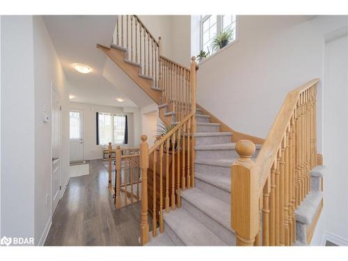 4 Courtland Way, Wasaga Beach, ON - Indoor Photo Showing Other Room