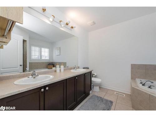 1327 Hunter Street, Innisfil, ON - Indoor Photo Showing Bathroom