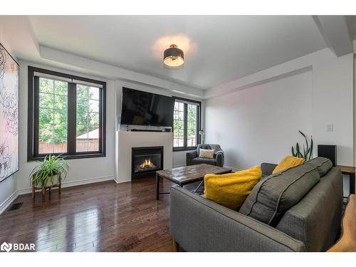 1327 Hunter Street, Innisfil, ON - Indoor Photo Showing Living Room With Fireplace