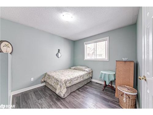 140 Monique Crescent, Barrie, ON - Indoor Photo Showing Bedroom