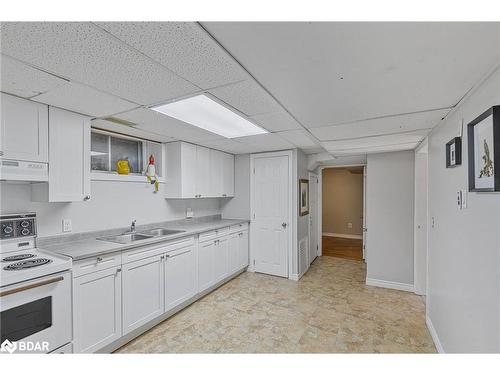 12 Roslyn Road, Barrie, ON - Indoor Photo Showing Kitchen With Double Sink