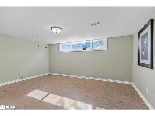 12 Roslyn Road, Barrie, ON - Indoor Photo Showing Other Room