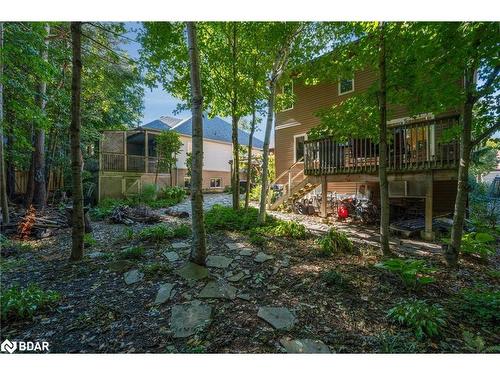 11 Oakmont Avenue, Horseshoe Valley, ON - Outdoor With Deck Patio Veranda