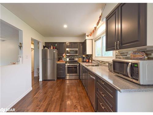 8732 Highway 12, Oro-Medonte, ON - Indoor Photo Showing Kitchen