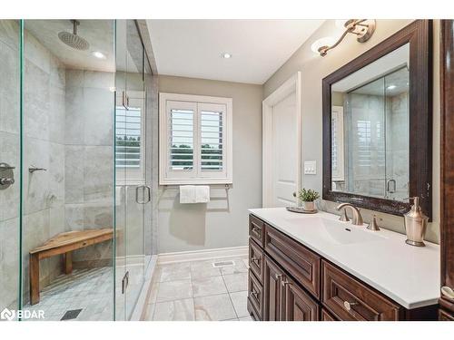 21940 Mccowan Road, East Gwillimbury, ON - Indoor Photo Showing Bathroom