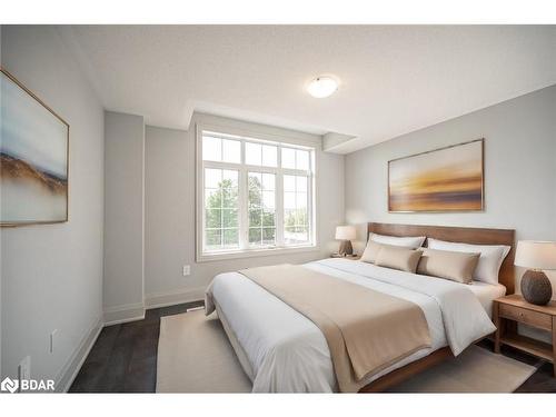 200 Durham Avenue, Barrie, ON - Indoor Photo Showing Bedroom