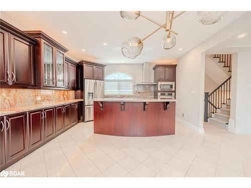 27 White Oaks Road, Barrie, ON - Indoor Photo Showing Kitchen