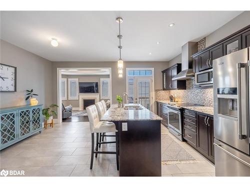 3045 Orion Boulevard, Orillia, ON - Indoor Photo Showing Kitchen With Upgraded Kitchen