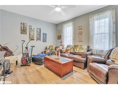 8 Maria Street, Elmvale, ON - Indoor Photo Showing Living Room