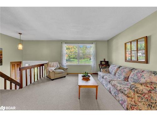 13 Jardine Crescent, Creemore, ON - Indoor Photo Showing Living Room