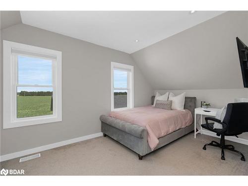 4355 7 Sunnidale Concession, New Lowell, ON - Indoor Photo Showing Bedroom