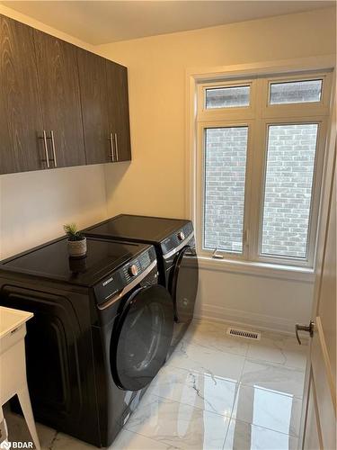 Upper 184 Franklin Trail, Barrie, ON - Indoor Photo Showing Laundry Room