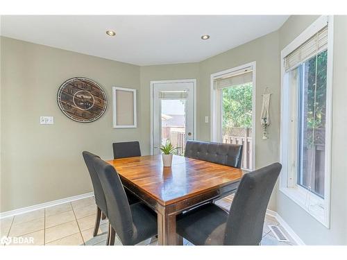 20 Hemlock Court, Barrie, ON - Indoor Photo Showing Dining Room