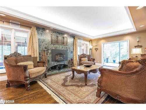 1826 Quantz Crescent, Innisfil, ON - Indoor Photo Showing Living Room With Fireplace