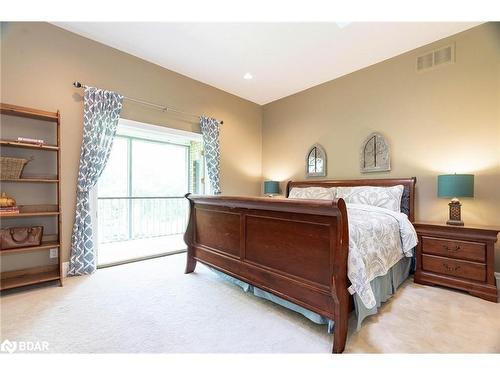 1826 Quantz Crescent, Innisfil, ON - Indoor Photo Showing Bedroom