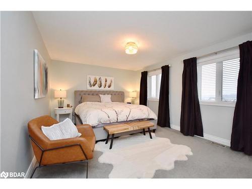 3089 Emperor Drive, Orillia, ON - Indoor Photo Showing Bedroom