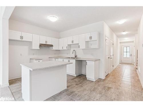 3 Shipley Avenue, Collingwood, ON - Indoor Photo Showing Kitchen