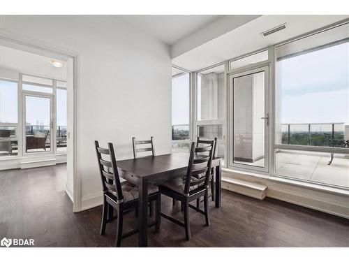 1004-4800 Highway 7, Vaughan, ON - Indoor Photo Showing Dining Room