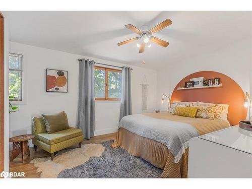 224 Mccrea Drive, Stayner, ON - Indoor Photo Showing Bedroom