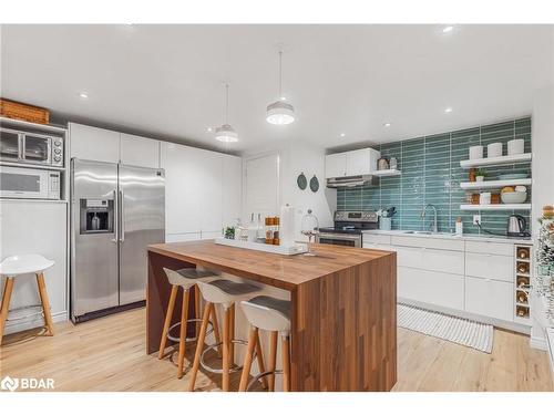 224 Mccrea Drive, Stayner, ON - Indoor Photo Showing Kitchen