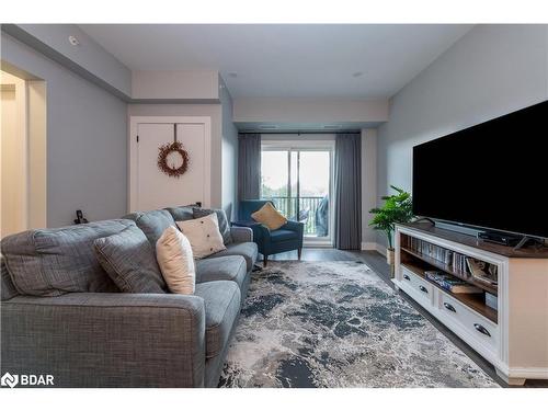 410-5 Chef Lane, Barrie, ON - Indoor Photo Showing Living Room