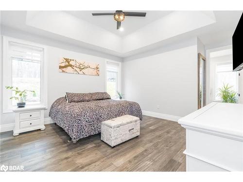 1532 Champlain Road, Tiny, ON - Indoor Photo Showing Bedroom