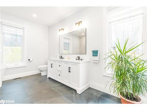 1532 Champlain Road, Tiny, ON - Indoor Photo Showing Bathroom