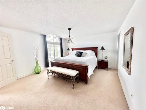 59 Highlands Crescent, Collingwood, ON - Indoor Photo Showing Bedroom