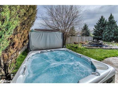 59 Highlands Crescent, Collingwood, ON - Outdoor With Backyard