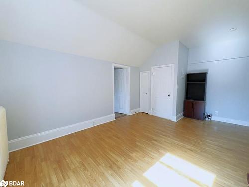 939/941 Duke Street, Cambridge, ON - Indoor Photo Showing Other Room