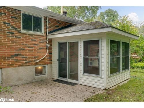 23 Alexander Avenue, Barrie, ON - Outdoor With Exterior