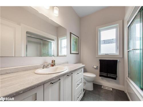 470 Grand Trunk Street Street S, Palmerston, ON - Indoor Photo Showing Bathroom