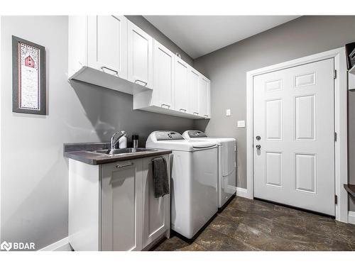 470 Grand Trunk Street Street S, Palmerston, ON - Indoor Photo Showing Laundry Room