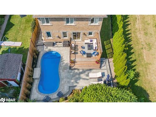 15 Meadowview Drive, Bradford, ON - Outdoor With In Ground Pool