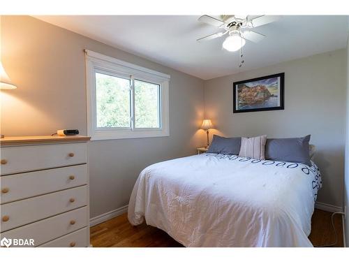 748 Adelaide Avenue E, Oshawa, ON - Indoor Photo Showing Bedroom