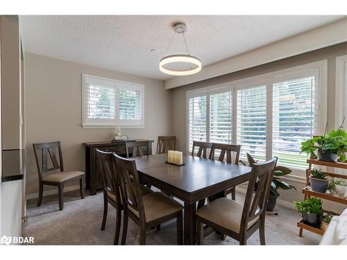 748 Adelaide Avenue E, Oshawa, ON - Indoor Photo Showing Dining Room