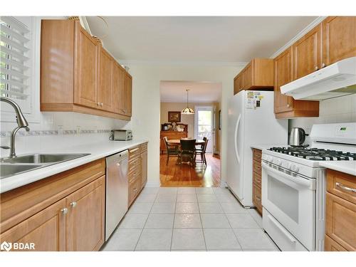 2226 Richard Street, Innisfil, ON - Indoor Photo Showing Kitchen